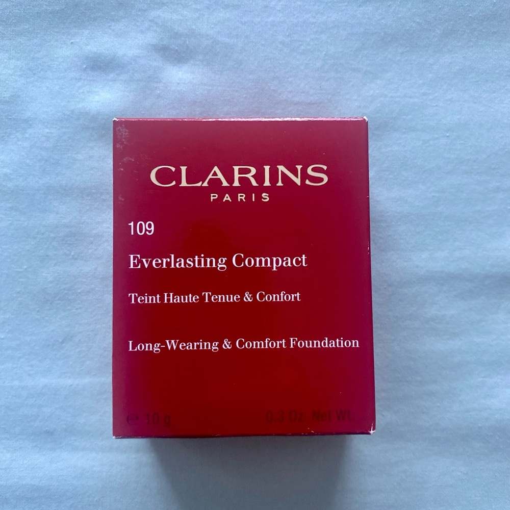 Clarins long wearing foundation
